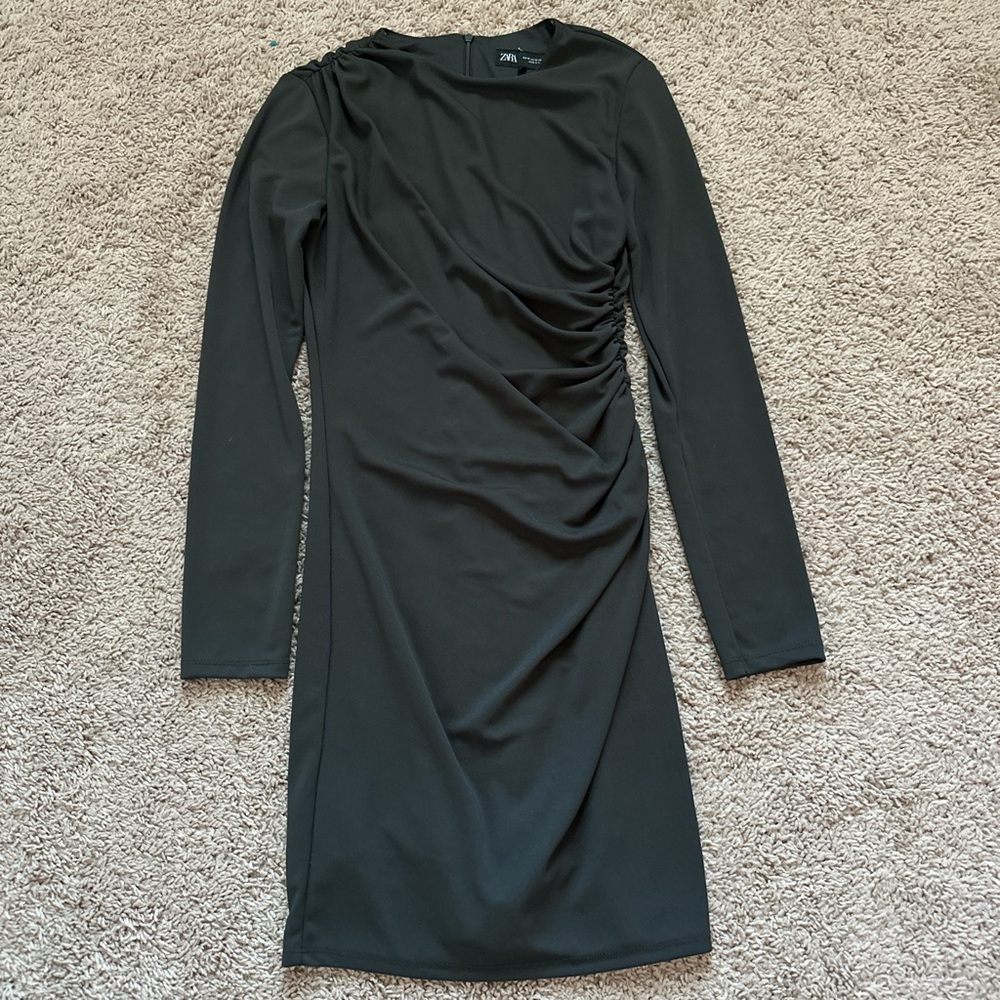 Zara Dark Green Ruched Long Sleeve Midi Dress